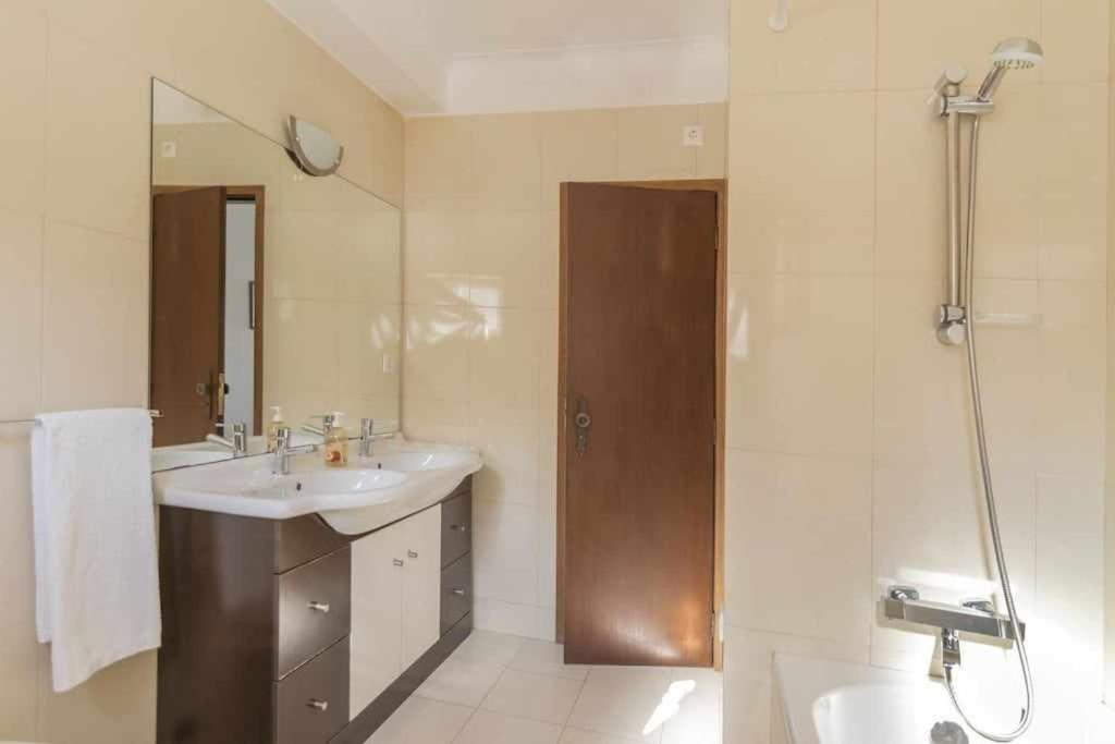 Вилла Quintinha De Sabadim - 500 Metros Da Ecovia De Sistelo Аркуш-ди-Валдевеш Экстерьер фото